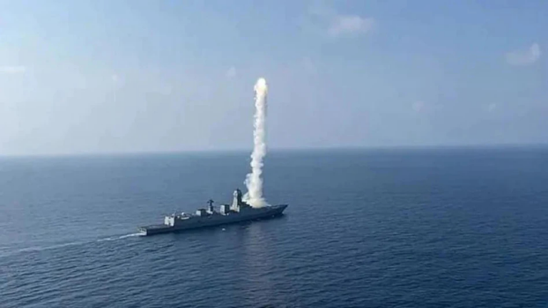 भारतीय नौसेना का ब्रह्मोस मिसाइल