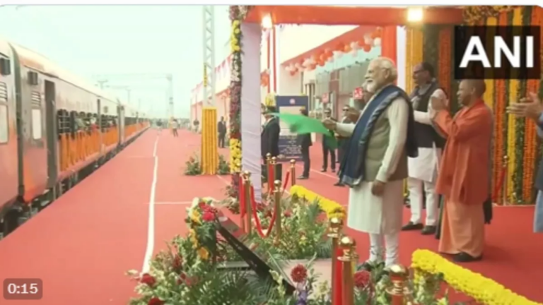 अयोध्या पहुंचे प्रधानमंत्री मोदी का हुआ भव्य स्वागत